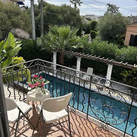 Grand Appt 6p Climatise Dans Avec Piscine - 8 Kms De Cannes Apartmán *