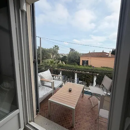 Grand Appt 6p Climatise Dans Avec Piscine - 8 Kms De Cannes Apartment *